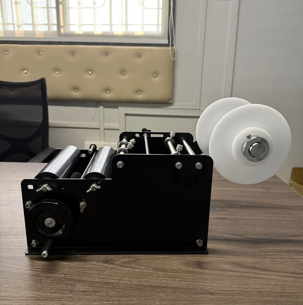 Manual Round Sticker Labeling Machine